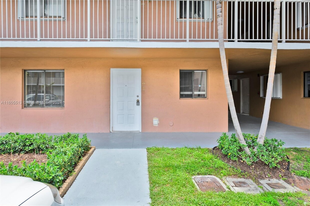 Primary Photo - 6041 W 24th Ave