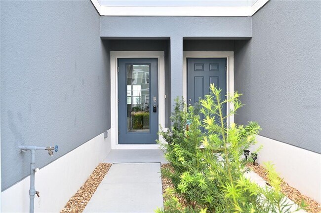 Foto del edificio - 14261 Crimson Ave