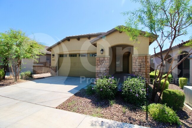 Building Photo - 9153 W Sells Dr
