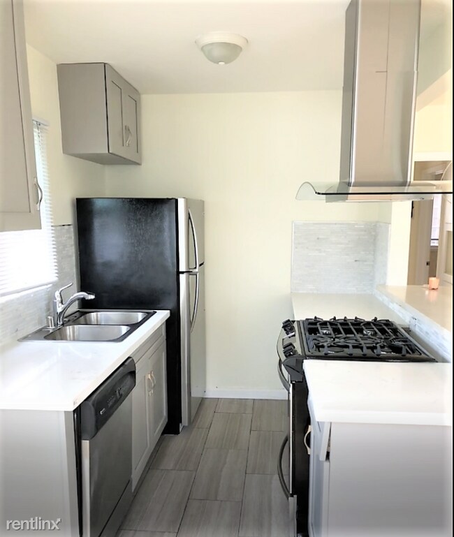 Foto del edificio - 2 br, 1 bath House - 1521 12th St. 10 Unit 10