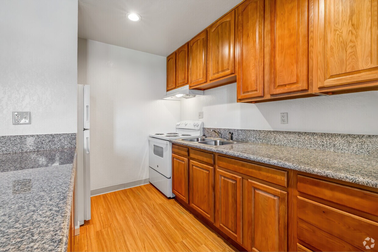 Vintage Square Apartment Homes Apartments in Stockton, CA