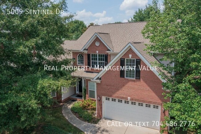 Building Photo - 5009 Sentinel Dr