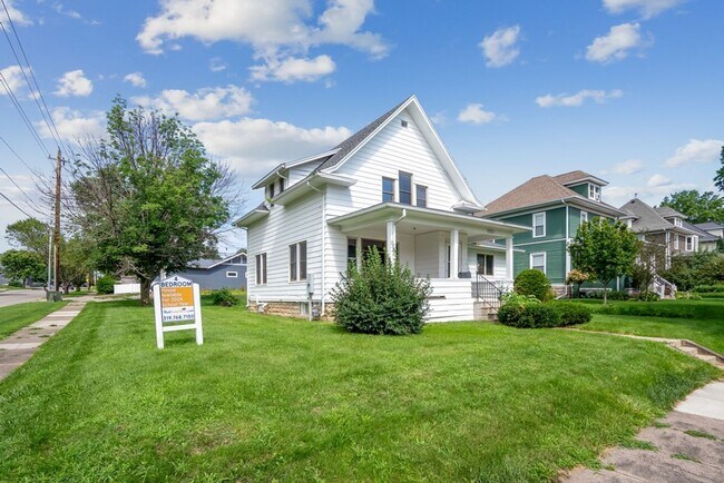 Foto del edificio - 1721 Clay St