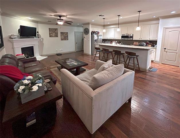 Building Photo - 4252 Riverview Dr