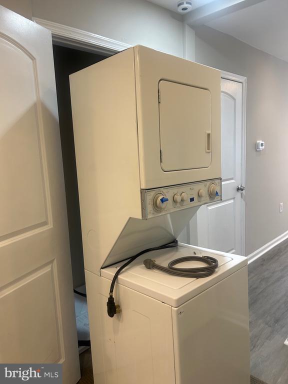 Foto del edificio - 1705 N Mount St