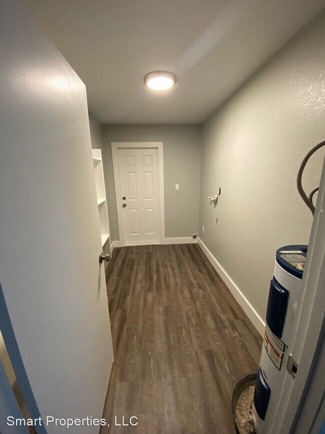 Building Photo - 2 br, 1 bath House - 904 Marietta St
