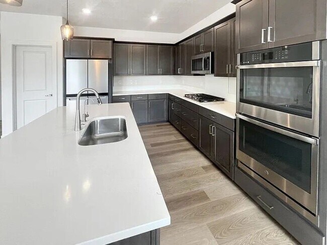 Foto del edificio - 5457 S Polaris Ave