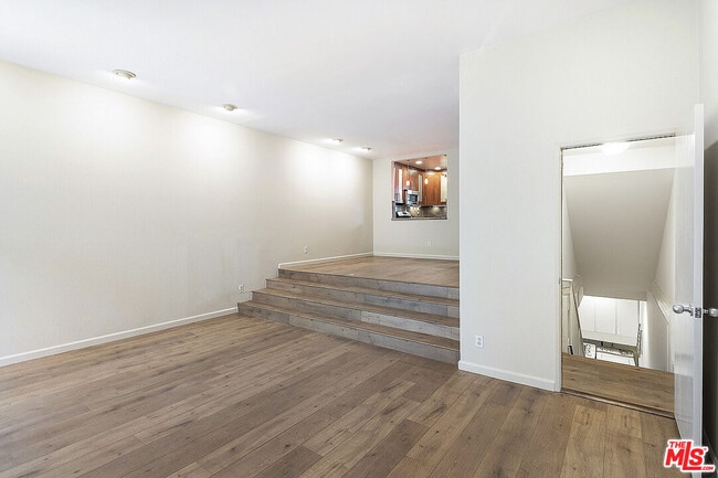 Building Photo - 2216 S Bentley Ave