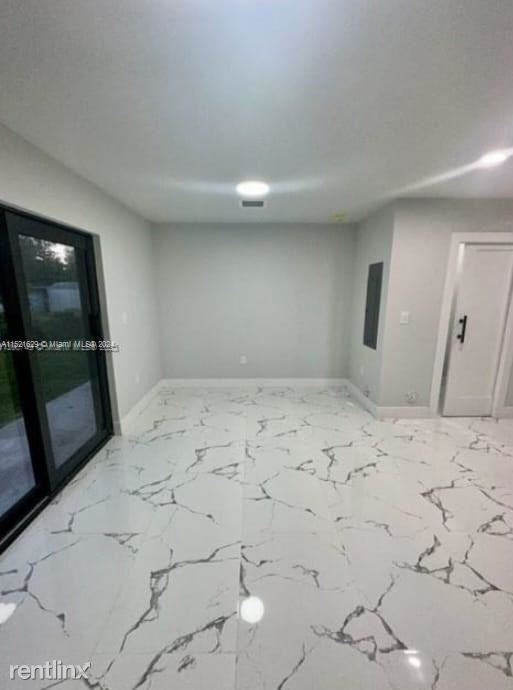 Foto del edificio - 3 br, 2.5 bath House - 1074 NW 61st St # B