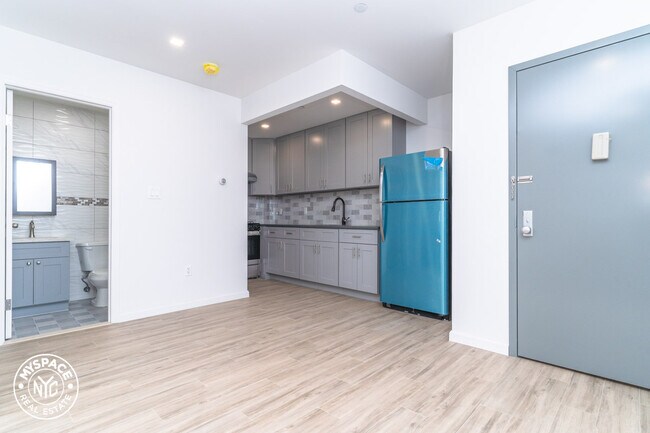 Foto del edificio - 323 49th St