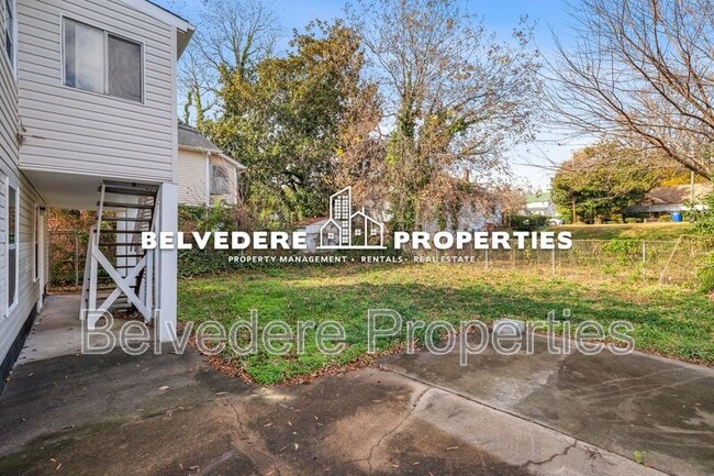 Foto del edificio - 437 W 24th St