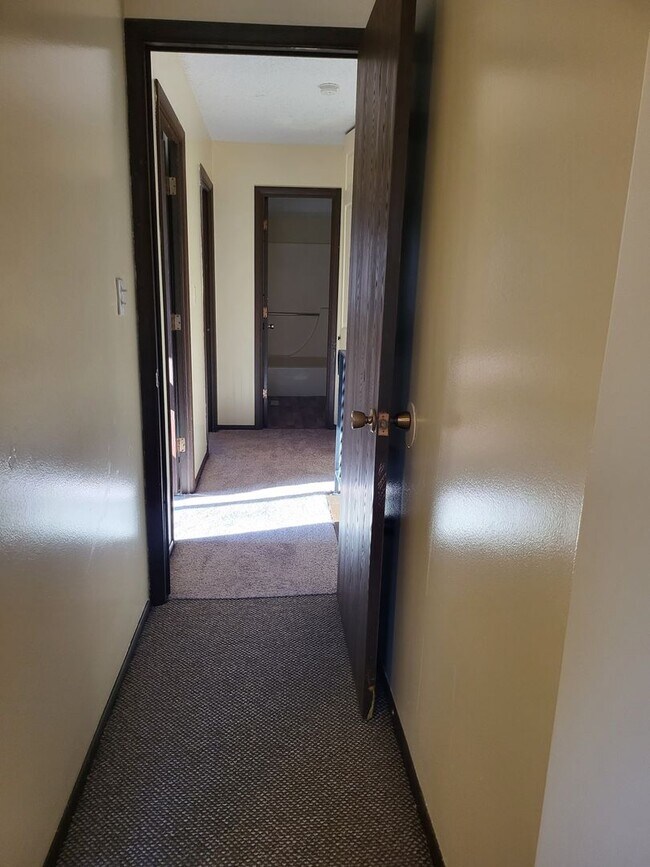 Foto del edificio - 1200 E 16th St