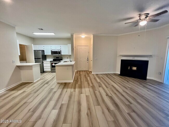 Foto del edificio - 16013 S Desert Foothills Pkwy