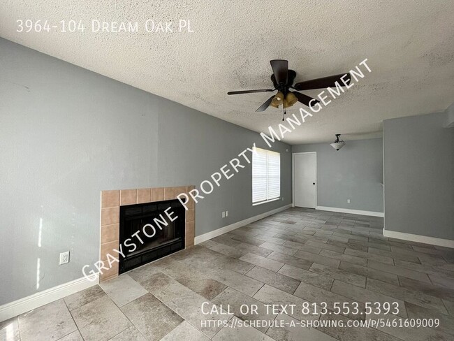 Foto del edificio - 3964 Dream Oak Pl