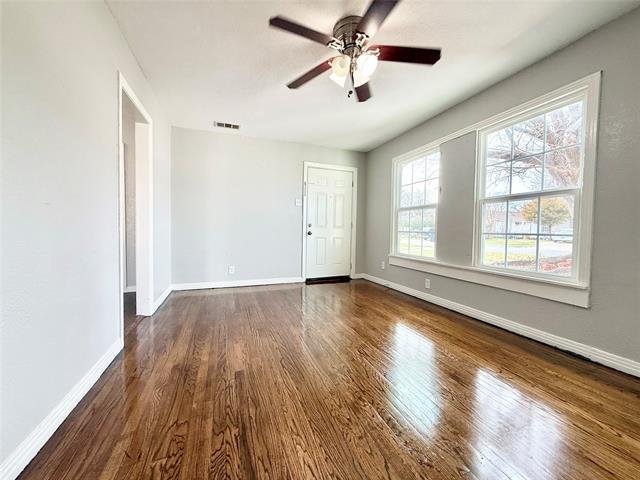 Foto del edificio - 4813 Sandage Ave