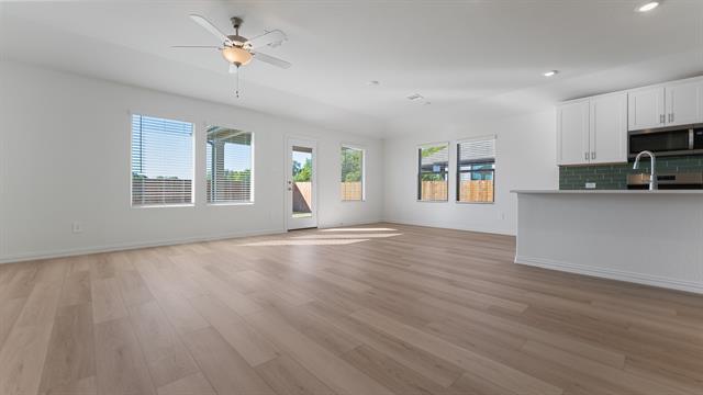 Foto del edificio - 510 Yellowstar Ln