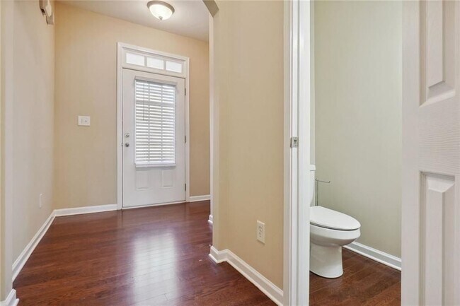 Foto del edificio - 2794 Gower Way