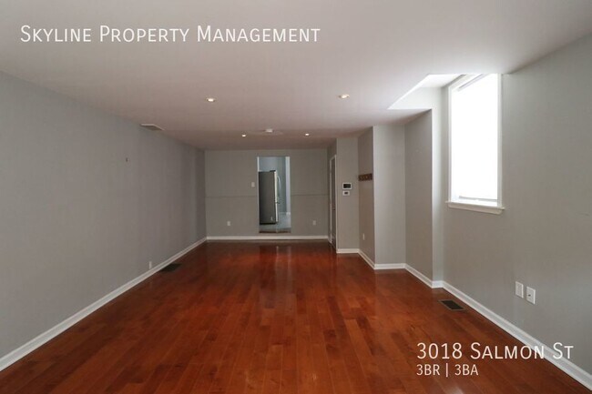 Building Photo - Charming 3 Bedroom Home For Rent in Port R...