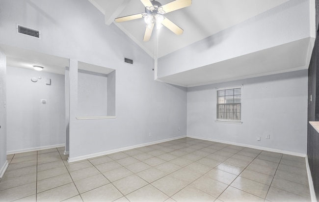 Foto del edificio - 3823 Suttonford Dr