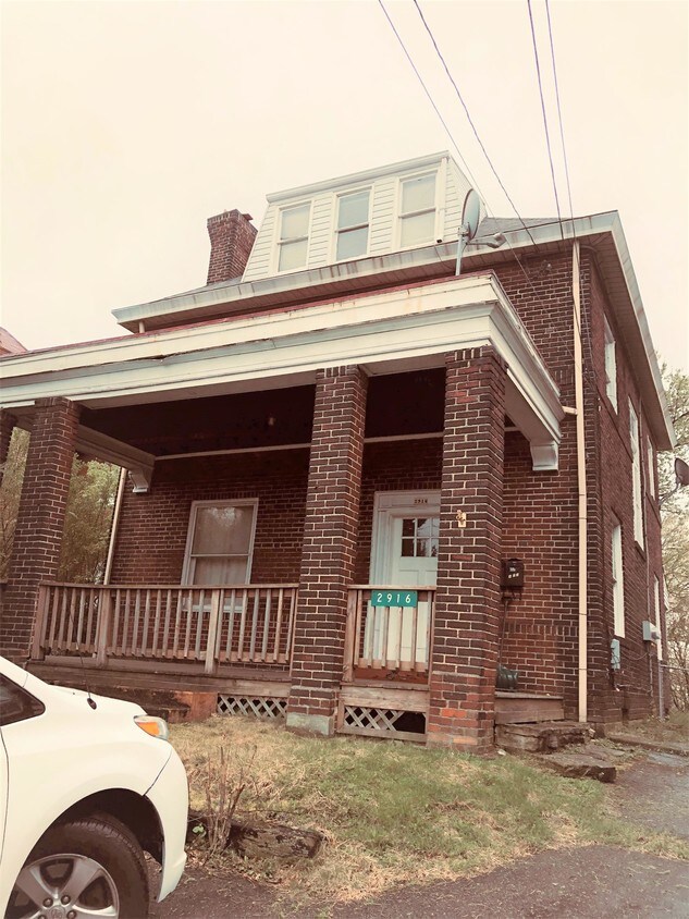 Primary Photo - 2916 Churchview Ave
