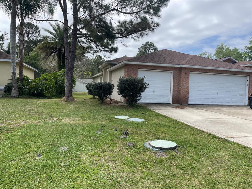 Foto principal - 61 Buttonworth Dr