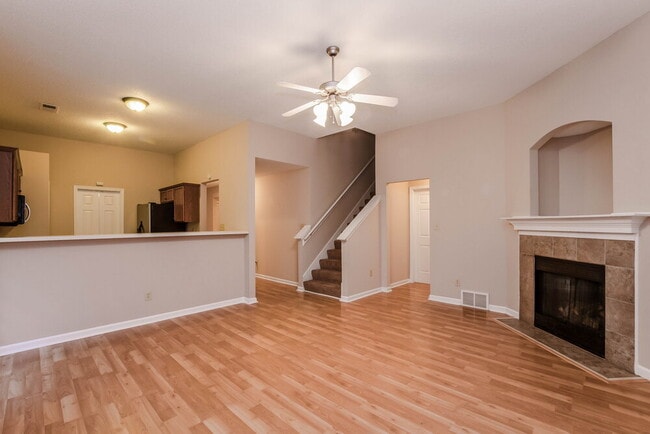 Building Photo - 1513 Pemberton Ln
