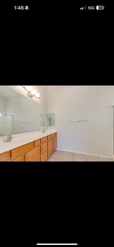 Foto del edificio - 14244 W Indianola Ave