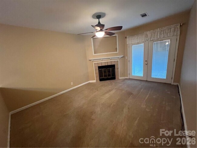 Building Photo - 18817 Nautical Dr