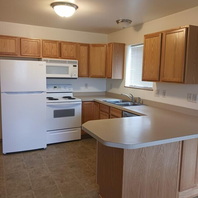 Foto del edificio - 114 E Dudley St