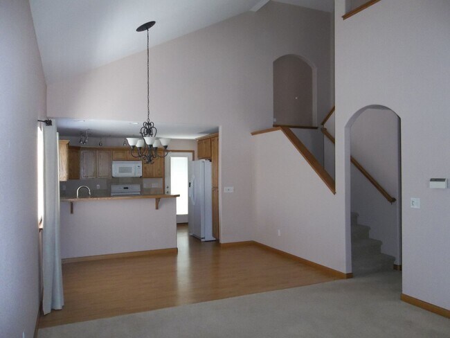 Foto del edificio - Beautiful 5 Bedroom Home in Heart of Loveland