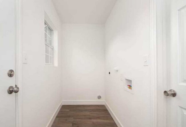 Foto del edificio - 2120 Monterey St