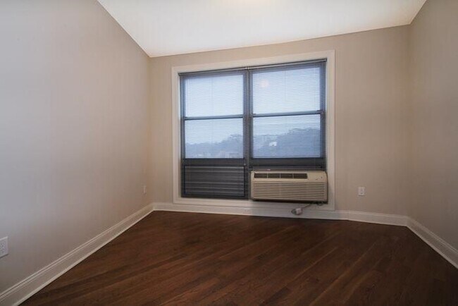 Foto del edificio - 100 Marshall St