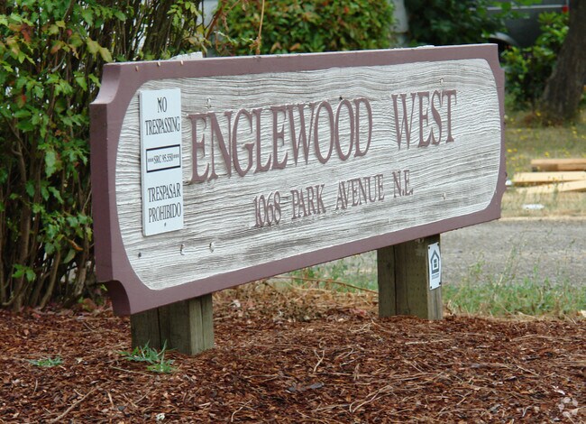 Foto del edificio - Englewood Apartments