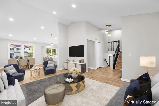 Building Photo - 10290 S Grant Ave