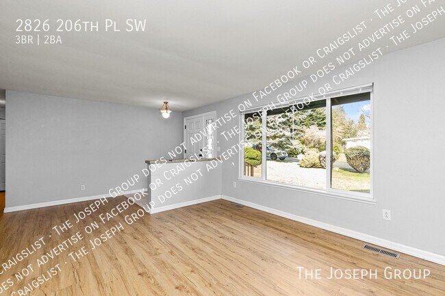 Photo - 2826 206th Pl SW House