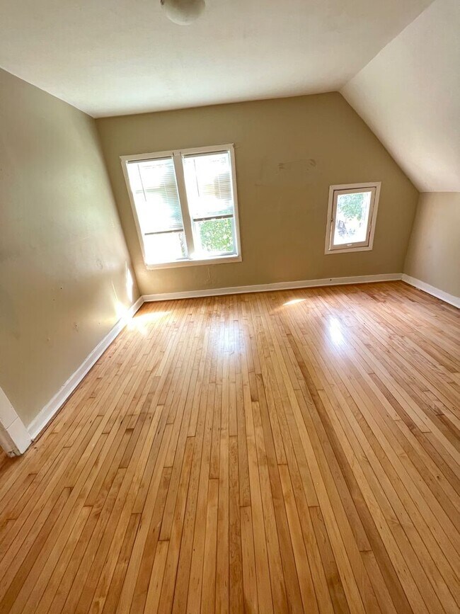 Foto del edificio - 2473 N 34th St