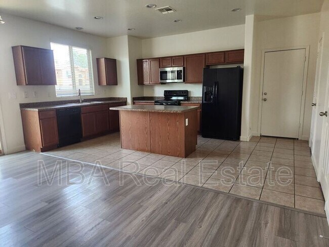Foto del edificio - 7840 W Monte Vista Rd