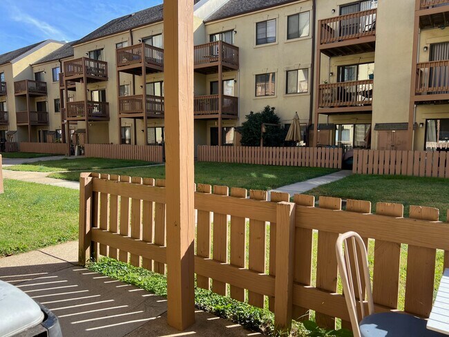 Foto del edificio - 1000 Linden Ave