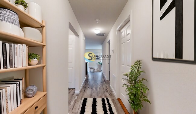 Building Photo - Convenience mixed with Paradise!