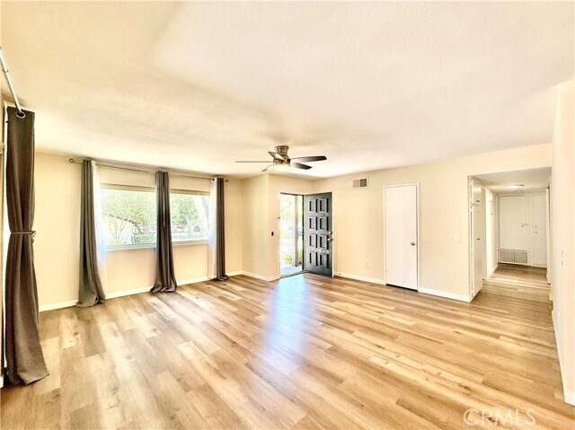 Foto del edificio - 2760 Monroe St