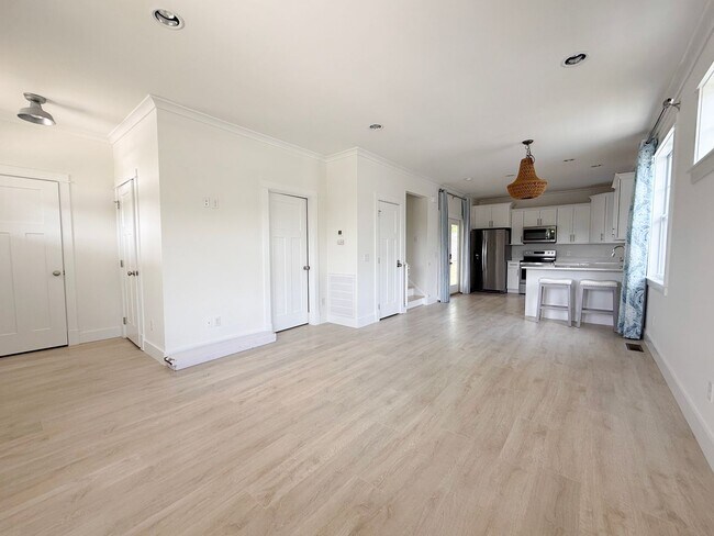 Foto del edificio - Pet-Friendly 3-Bedroom Home with Bright, Airy Coastal Style