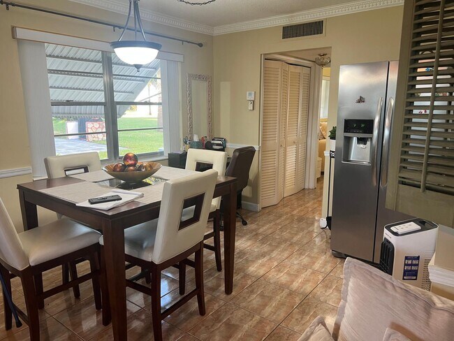 Foto del edificio - 153 Easthampton G