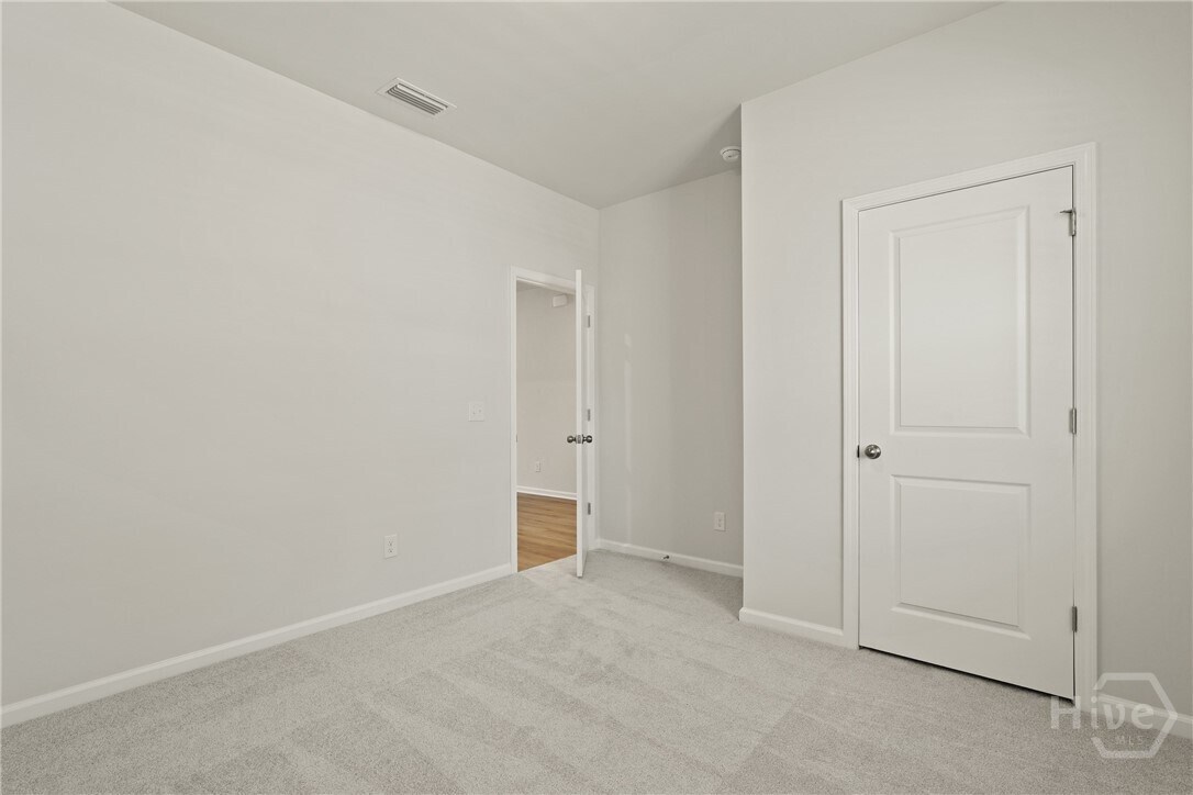 Foto principal - 251 Shade Tree Dr