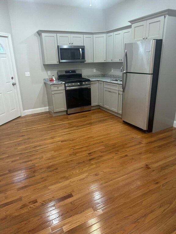 5 Bowers St Unit 2, Fall River, MA 02724 Room for Rent in Fall River