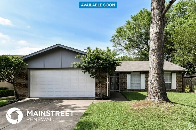 Building Photo - 5514 Edgebrook Forest Dr