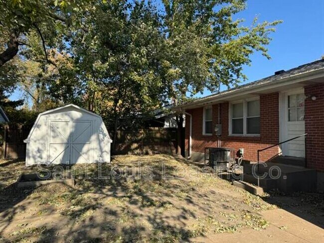 Foto del edificio - 740 Crowder Dr