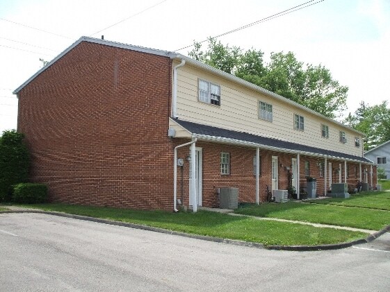 Primary Photo - 200 Salisbury Rd