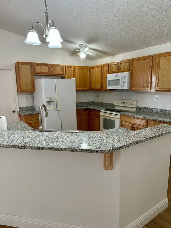 Building Photo - 1184 Sapphire St SE