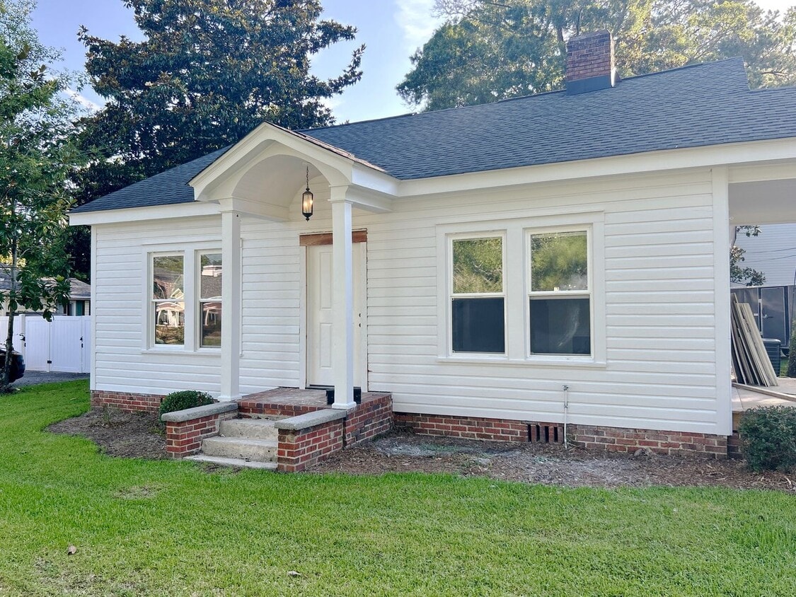 Primary Photo - COMING SOON! Downtown Conway, 3 Bedroom/1 ...