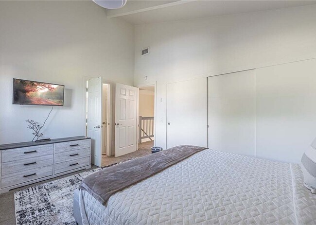 Foto del edificio - 43621 Stanridge Ave